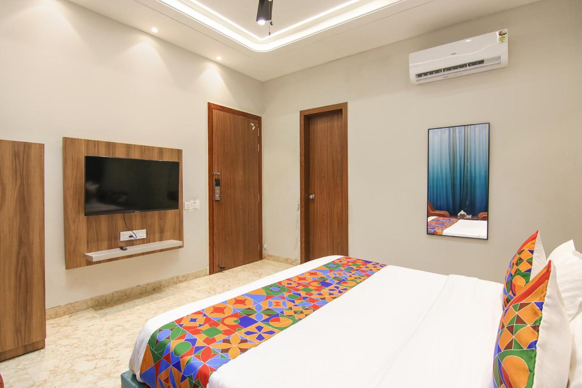 Fabhotel Prime Royal Court Ludhiana Exteriör bild