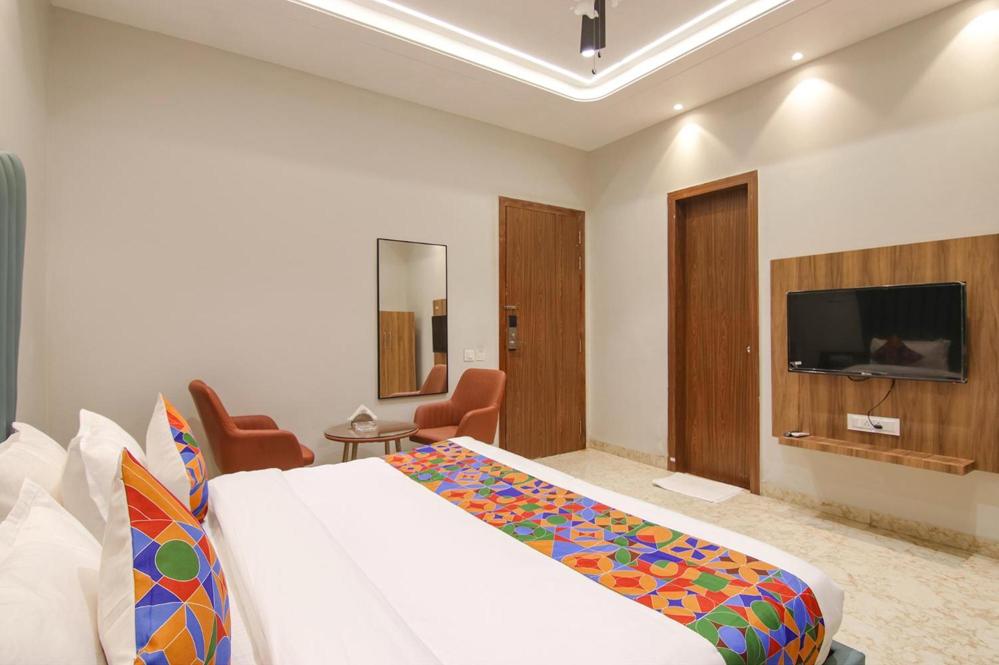 Fabhotel Prime Royal Court Ludhiana Exteriör bild